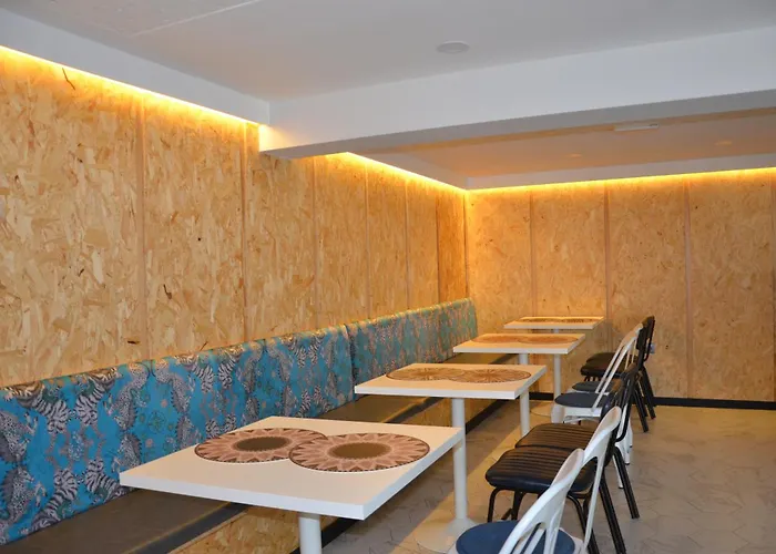 Alma Candida 11 3* فالينسا